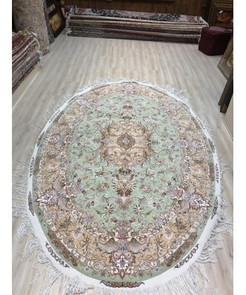  HAND MADE rug  Oval DESIGN TABRIZ,IRAN circle