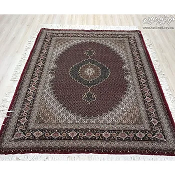 Handmade rug,3 meters in size,made in Tabriz with Rizmahi-abdollahi design