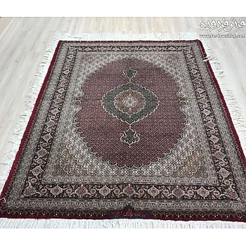 Handmade rug,3 meters in size,made in Tabriz with Rizmahi-abdollahi design
