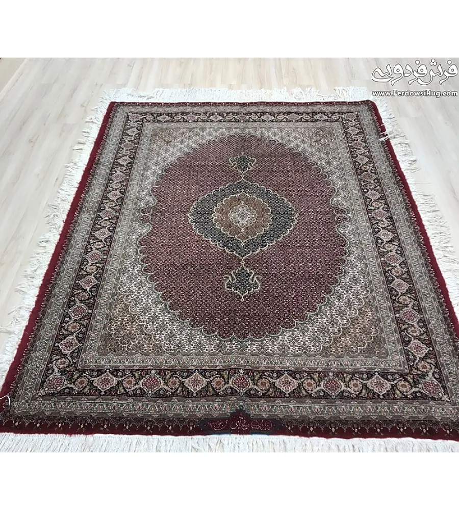Handmade Tabriz rug, 3 meters, Rizmahi-Abdollahi design, crafted with intricate patterns and premium materials for elegant decor