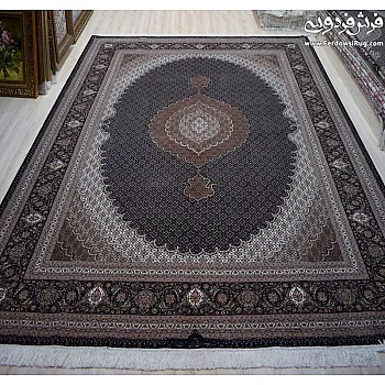 فرش دستباف 9 متری طرح ریزماهی عبداللهی سرمه ای تبریز