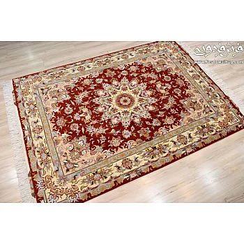 Handmade rug,3 meters in size,made in Tabriz with NOURI GHALAM design