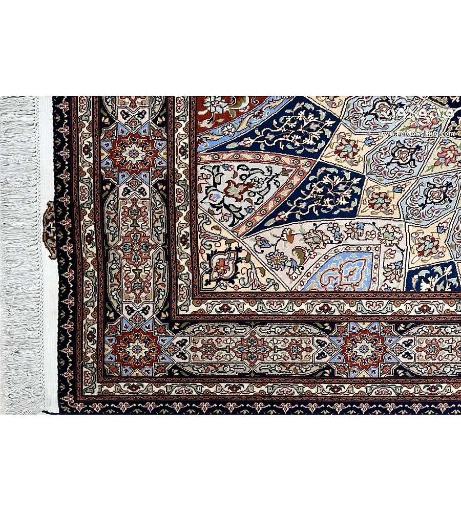 Handmade Tabriz rug, 3 meters, featuring intricate Gonbad design; perfect for living rooms or offices; elegant craftsmanship.