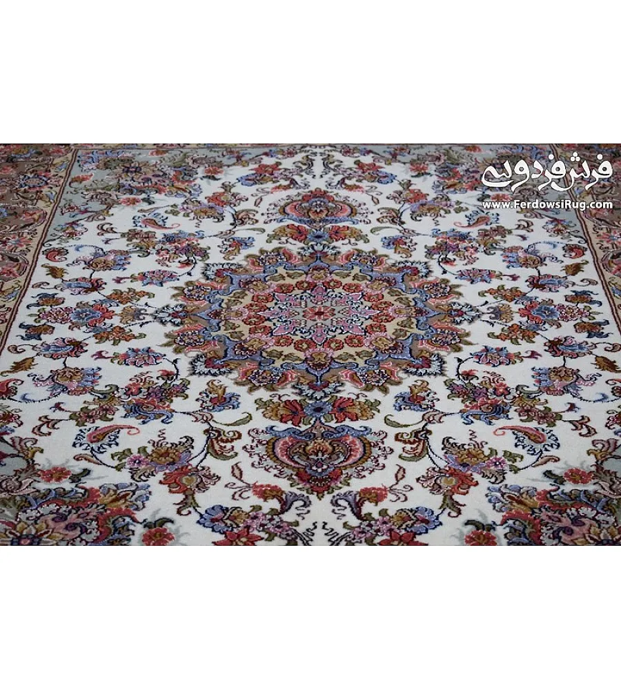 فرش دستباف قالیچه 3 متری طرح خطیبی با نقش و نگار سنتی ایرانی مناسب برای دکوراسیون کلاسیک ساخت خراسان