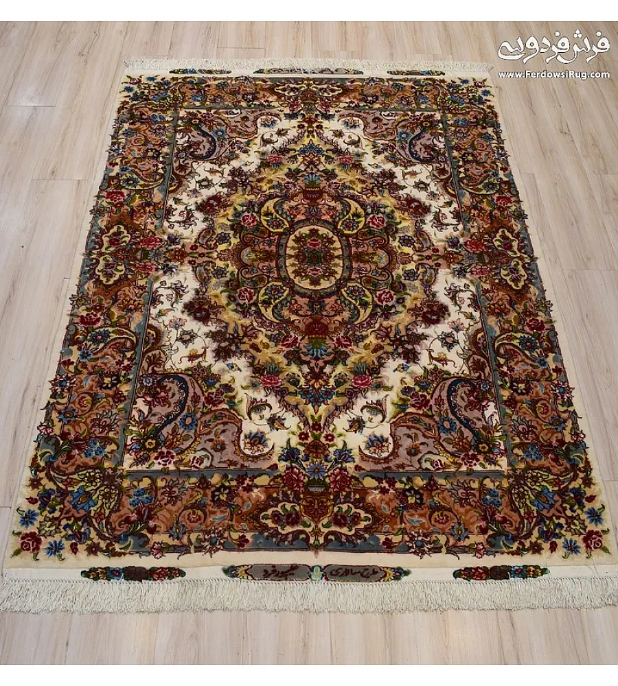 Handwoven 3-meter carpet with intricate Salar design, crafted in Mashhad weaving tradition, ideal for elegant home decor.