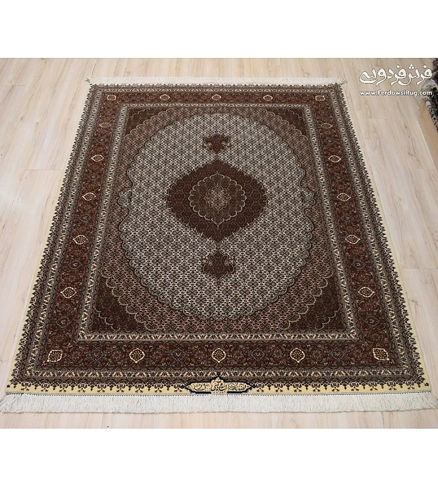Handmade Tabriz rug, 3 meters, featuring Rizmahi Abdollahi design, high-quality craftsmanship, perfect for home decor.