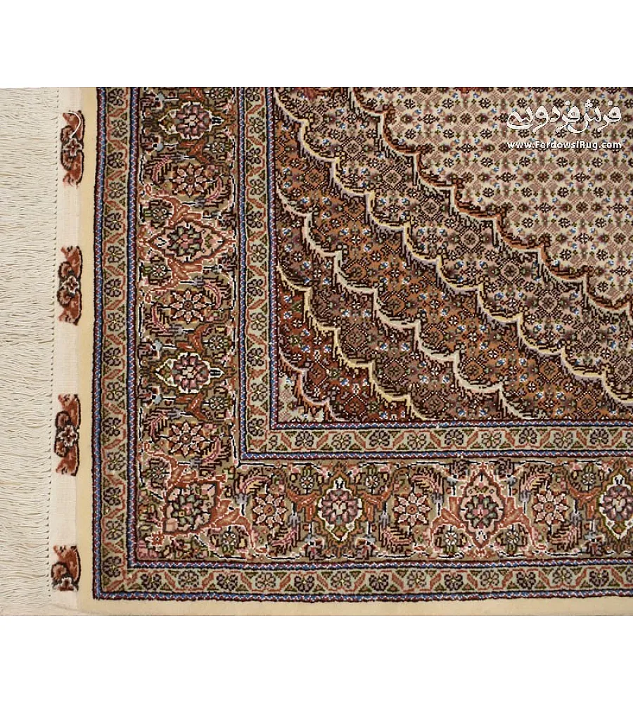 Handmade Tabriz rug, 3 meters, featuring intricate Rizmahi Kamalolmolk design, perfect for luxurious home decor.
