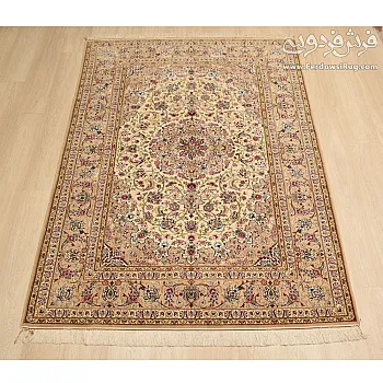 3-meter Isfahan design handwoven carpet rug woven in Isfahan