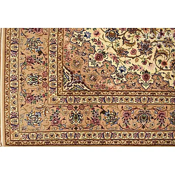 3-meter Isfahan design handwoven carpet rug woven in Isfahan