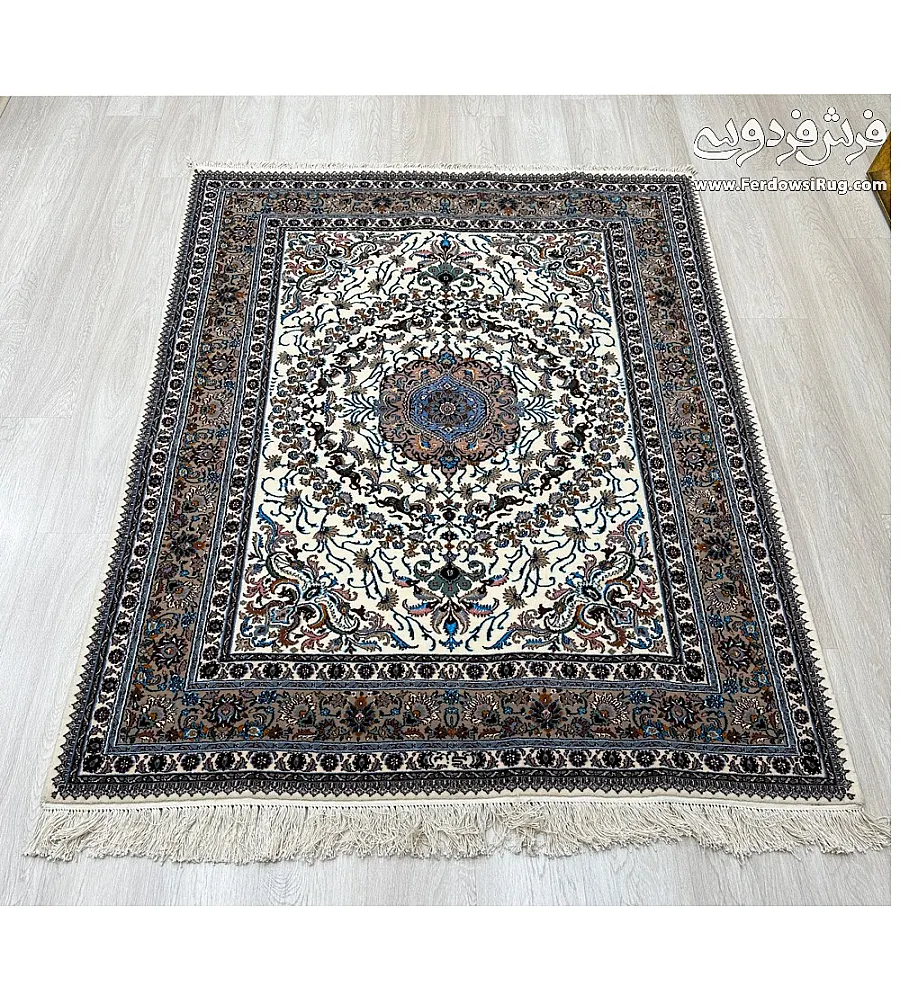 Handwoven 3-meter carpet with modern design crafted in Birjand, premium quality rug for home decor and living spaces