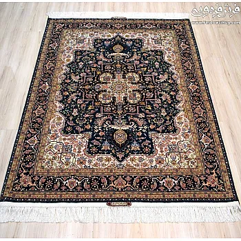 Handmade rug,3 meters in size,made in Tabriz with Heris design