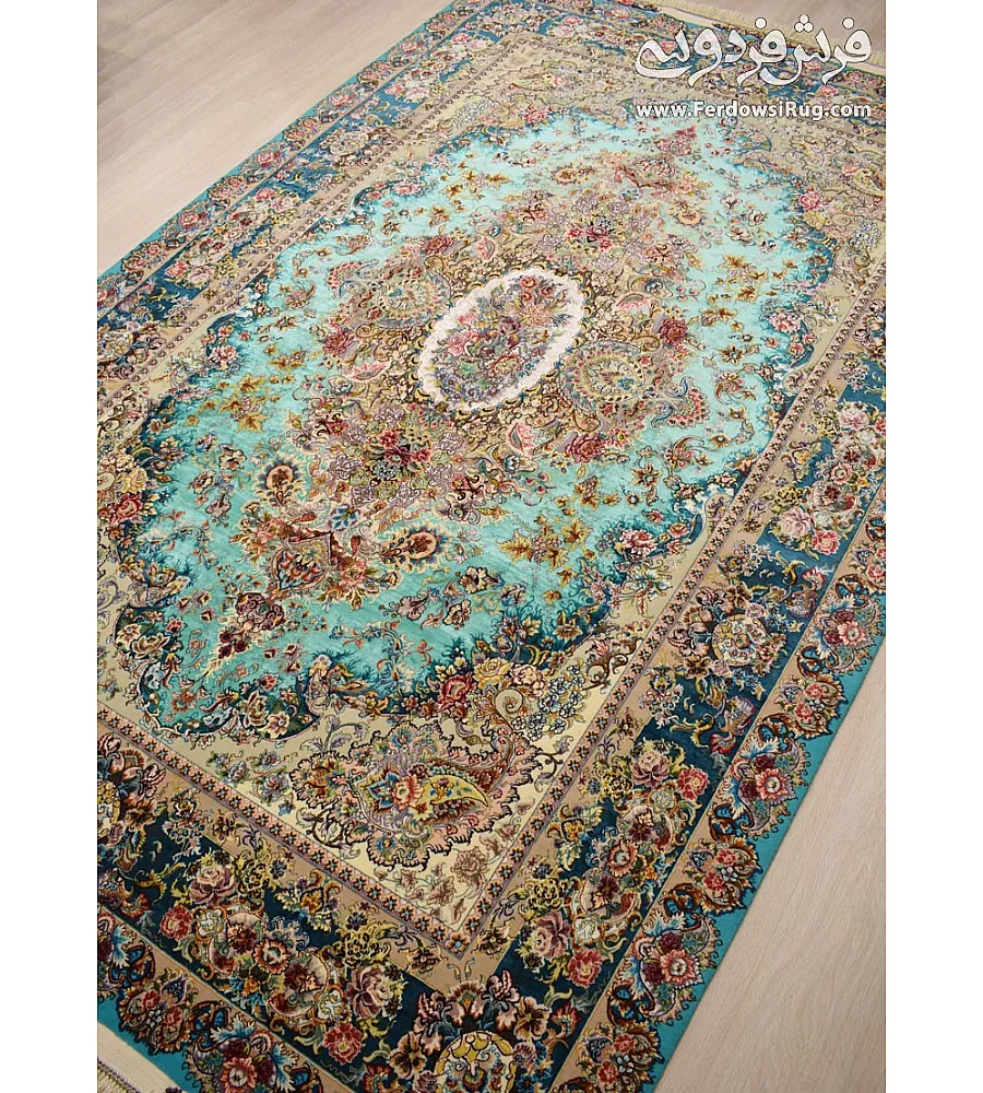 فرش دستباف 6 متری تبریز طرح خطیبی رنگ آبی درباری بافته شده از پشم مرغوب مناسب دکوراسیون کلاسیک و سنتی