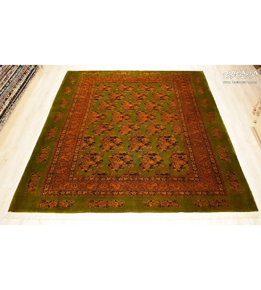 Handmade 6-meter Persian rug with a Thousand Flowers design, crafted in Iran, featuring intricate patterns and premium quality.