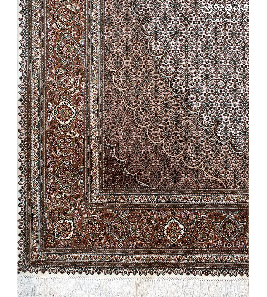 Handmade 6-meter carpet, Abdollahi design, cream color, crafted with Tabriz weaving technique, elegant and durable for home decor.