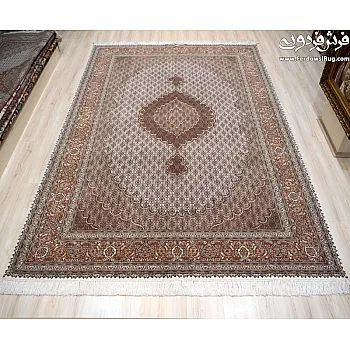 6-meter handmade carpet, Abdollahi design, cream color, Tabriz weave