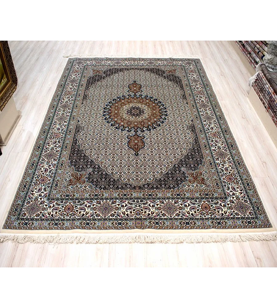 جفت فرش 6 متری دستباف طرح ریز ماهی مود بیرجند با رنگ بندی سنتی و کیفیت عالی مناسب دکوراسیون کلاسیک و مدرن