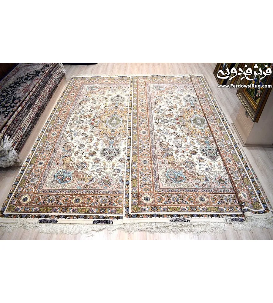 فرش دستباف 6 متری جفت طرح نوین فر تبریز با رنگ های گرم و نقش ونگار سنتی مناسب دکوراسیون کلاسیک