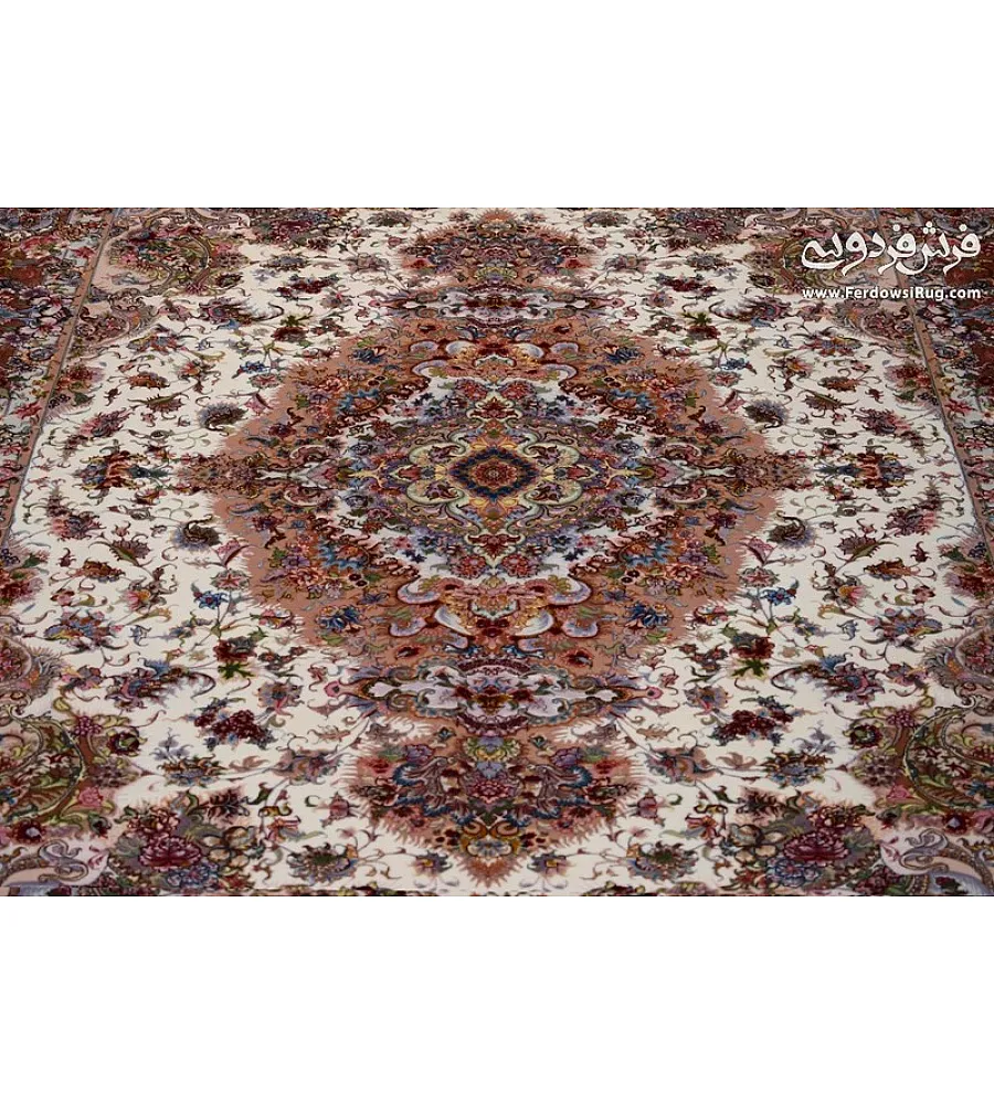 Handmade Tabriz rug, 6 meters, featuring intricate Khatibi design, high-quality craftsmanship, perfect for home decor.