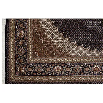 Handmade rug,6 meters in size,made in Tabriz with Rizmahi Abdolahi design