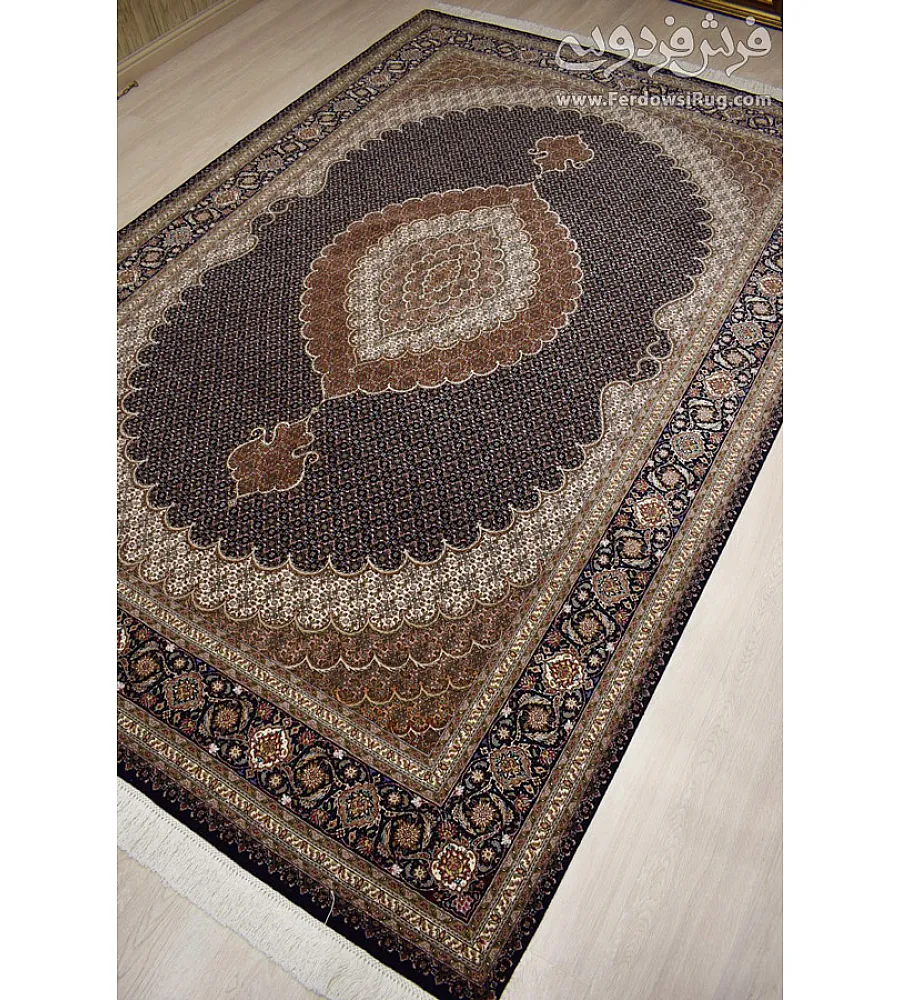 Handmade Tabriz rug, 6 meters, featuring intricate Rizmahi Abdolahi design, crafted with premium materials for elegant interiors.