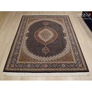 Handmade rug,6 meters in size,made in Tabriz with Rizmahi Abdolahi design