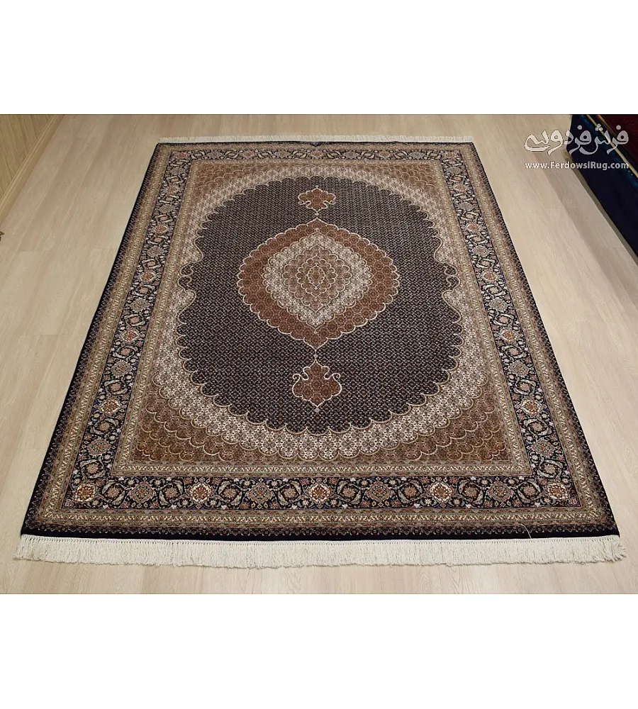 Handmade Tabriz rug, 6 meters, featuring intricate Rizmahi Abdolahi design, crafted with premium materials for elegant interiors.
