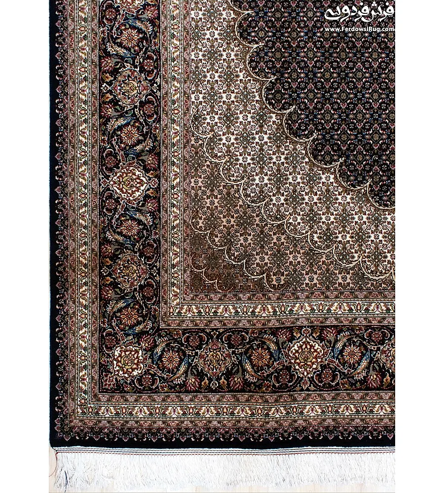 فرش دستباف 6 متری جفت ریزماهی تبریز طرح عبدالهی رنگ سرمه ای مناسب دکوراسیون کلاسیک و سنتی