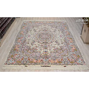 Handmade rug,6 meters in size,made in Tabriz with Khatibi circle design