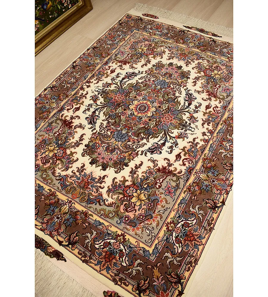 Handmade 3-meter Persian rug with Khatibi design, crafted in Iran