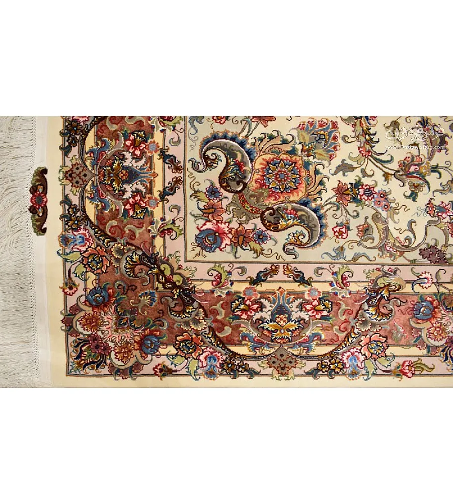 Handwoven 6-meter carpet, cream color, Khatibi design with Lachak Goldani pattern, crafted in Tabriz weave for elegant interiors