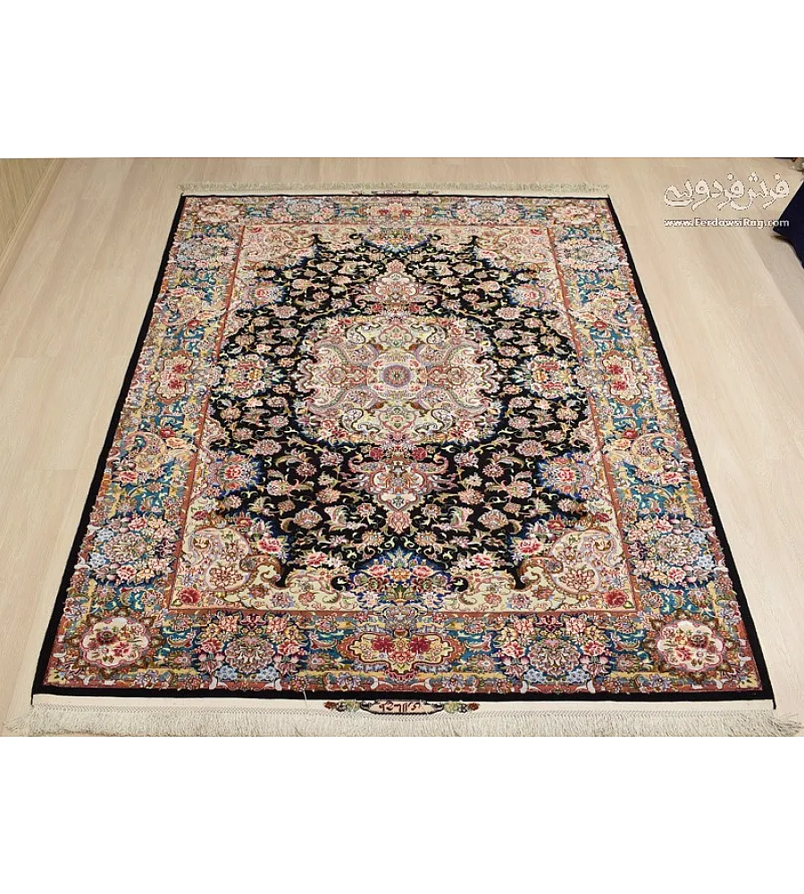 جفت فرش 6 متری دستباف طرح سالاری تبریز رنگ کرم و آبی کیفیت بالا مناسب پذیرایی یا اتاق نشیمن