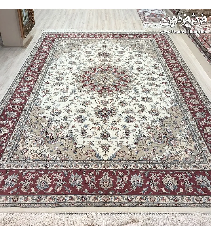 فرش 9 متری دستباف طرح تبریز با رنگ های اصیل و کیفیت بالا، مناسب برای دکوراسیون کلاسیک، تولید شده در مشهد