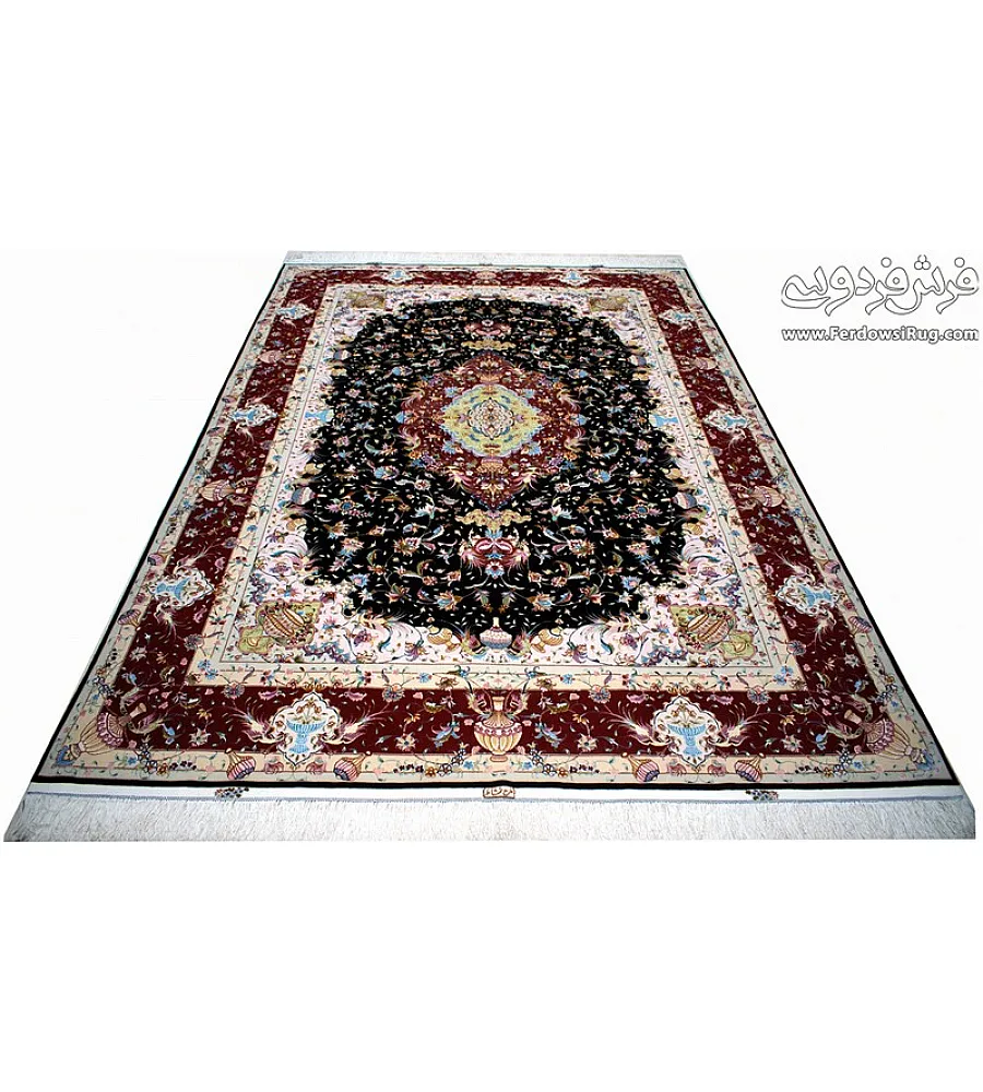 فرش دستباف 9 متری جفت طرح نشاط تبریز رنگ کرم با نقوش ظریف گل و بوته مناسب دکوراسیون کلاسیک