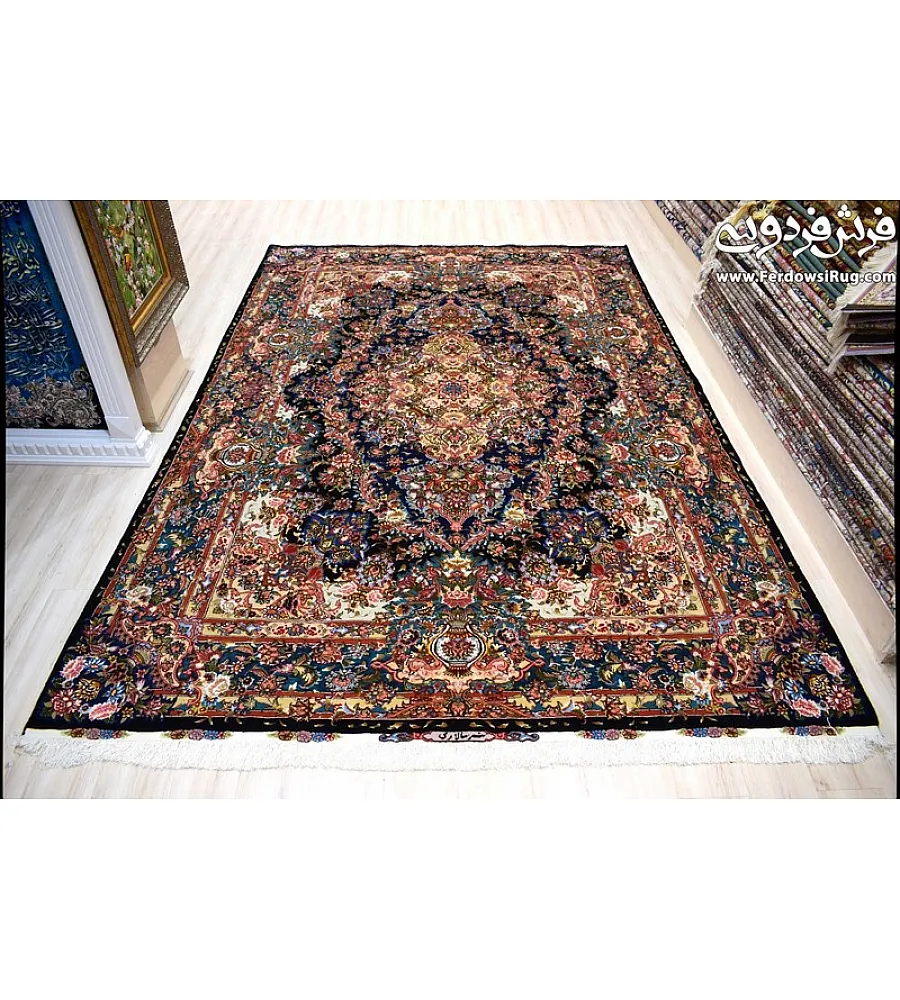 فرش 9 متری دستباف طرح سالاری چهل رج تبریز با رنگ های جذاب و کیفیت بالا مناسب برای دکوراسیون کلاسیک و مدرن