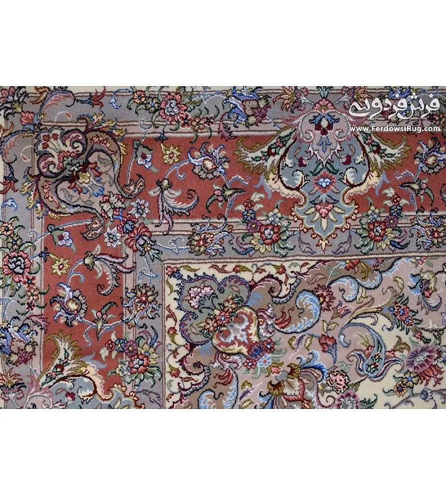 فرش دستباف 9 متری خطیبی بافت خراسان طرح سنتی با رنگ های گرم مناسب دکوراسیون کلاسیک و اصیل