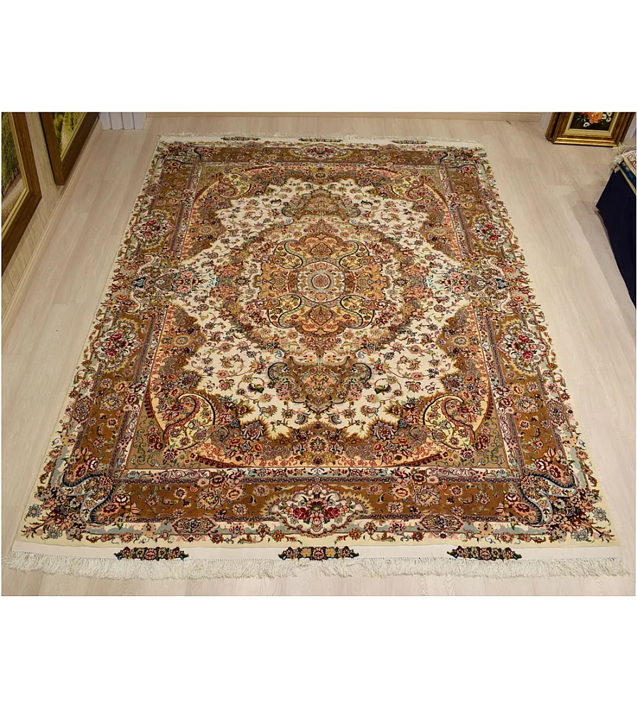 فرش دستباف 9 متری طرح سالاری کرم جدید بافت مشهد مناسب دکوراسیون کلاسیک و مدرن کیفیت عالی