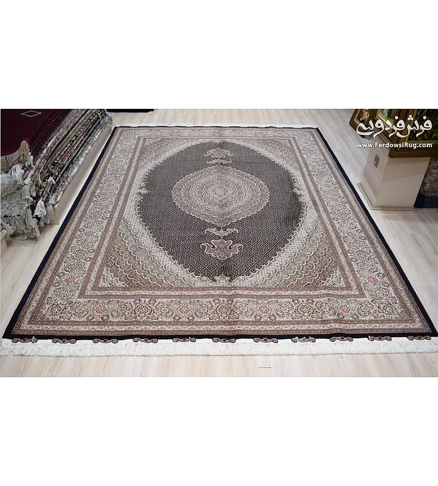 فرش دستباف تبریز طرح ریزماهی کمال الملک چهل رج با کیفیت بالا مناسب دکوراسیون سنتی و لوکس