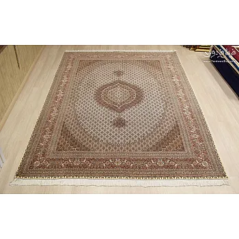 فرش دستباف 9 متری طرح ریزماهی عبدالهی کرم تبریز