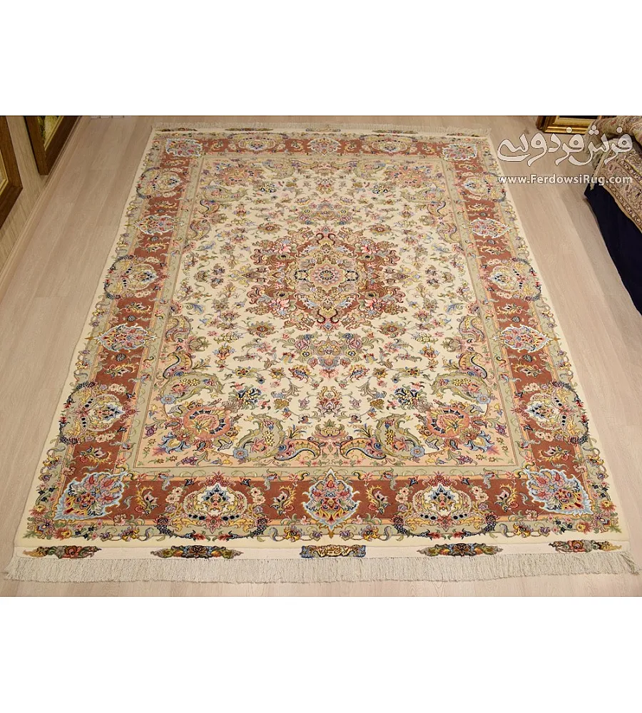 فرش دستباف 9 متری جفت طرح خطیبی کرم ساخت مشهد مناسب دکوراسیون کلاسیک و مدرن با کیفیت بالا