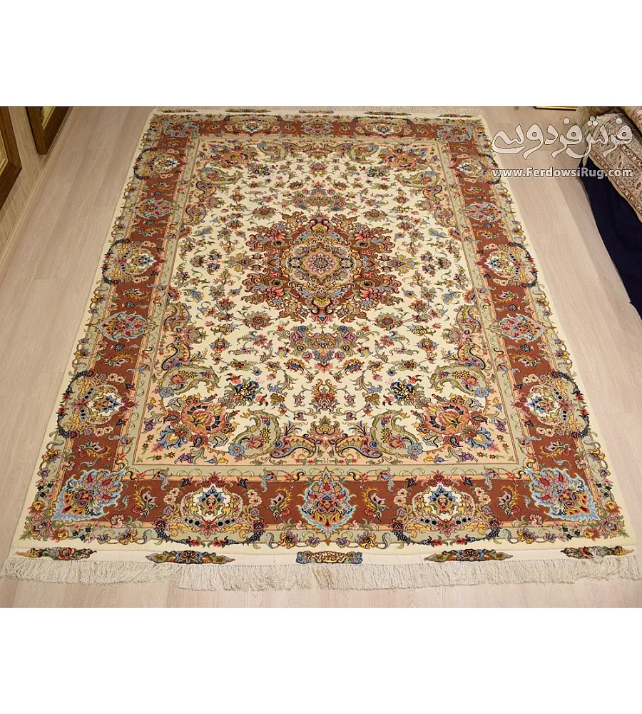 فرش دستباف 9 متری جفت طرح خطیبی کرم ساخت مشهد مناسب دکوراسیون کلاسیک و مدرن با کیفیت بالا