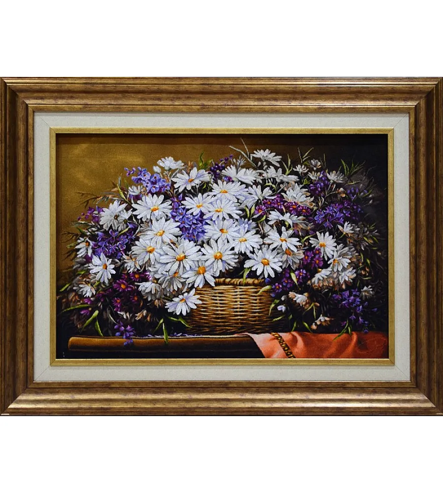 تابلو فرش دستباف طرح گل بابونه بافت تبریز با رنگ های شاد و طراحی ظریف مناسب دکوراسیون داخلی