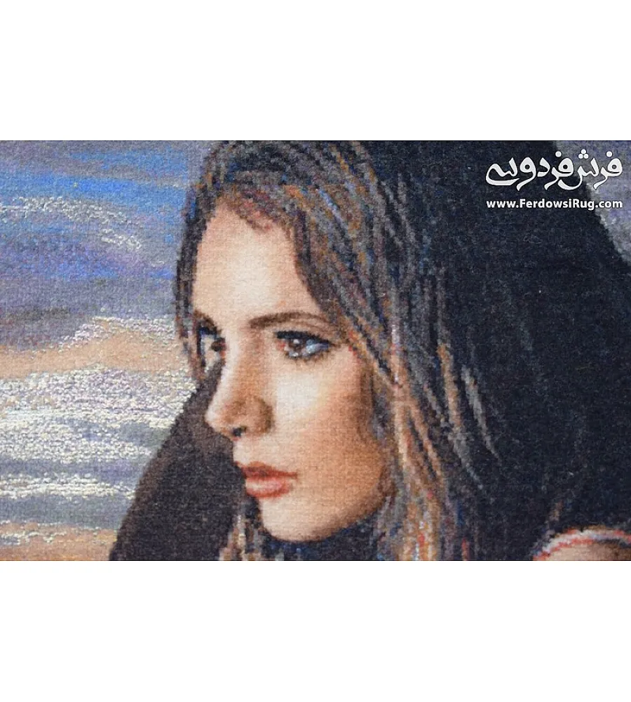 تابلو فرش دستباف طرح پرتره دو خواهر بافت تبریز مناسب دکوراسیون داخلی با رنگ های طبیعی و کیفیت بالا