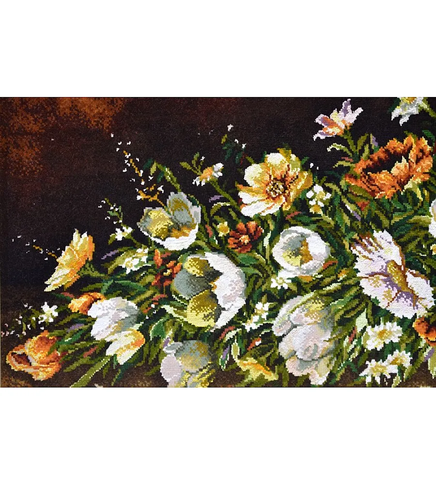 تابلو فرش دستباف تبریز با طرح سبد گل لاله و بابونه رنگارنگ مناسب دکوراسیون داخلی منزل