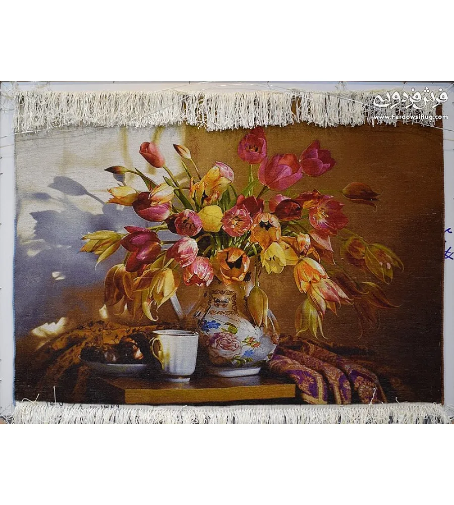 تابلو فرش دستباف طرح گل سایه بافت تبریز با رنگ های شاد و طبیعی مناسب دکوراسیون داخلی و هدیه ای خاص