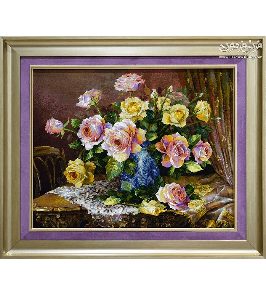 تابلو فرش دستباف تبریز طرح گل رز کاغذی با رنگ های زنده و کیفیت بالا مناسب دکوراسیون منزل