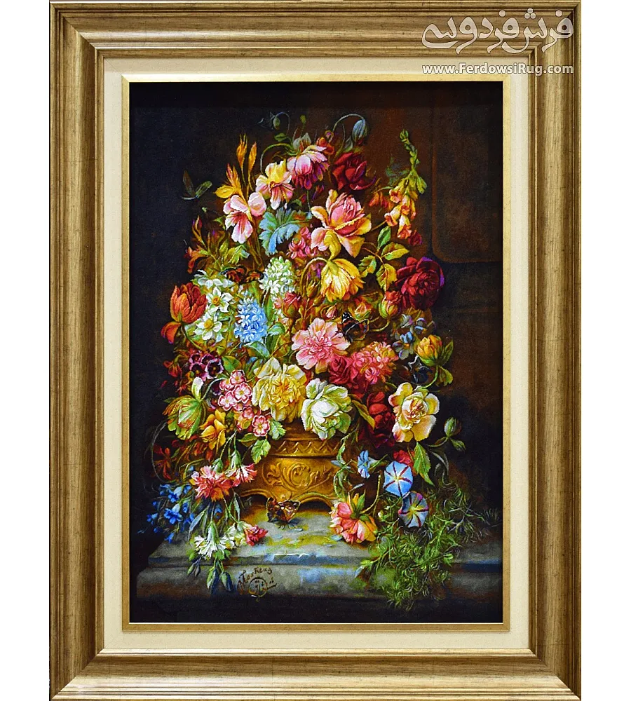 تابلو فرش دستباف طرح گلدان عشق بافت تبریز با رنگ های زیبا و نقش ظریف مناسب دکوراسیون منزل