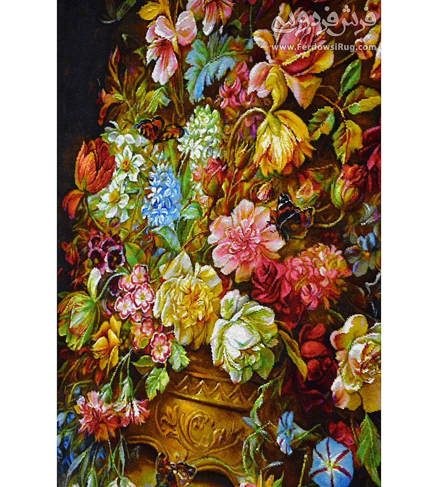 تابلو فرش دستباف طرح گلدان عشق بافت تبریز با رنگ های زیبا و نقش ظریف مناسب دکوراسیون منزل