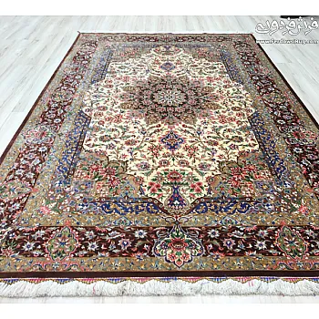 فرش دستباف ذرع و نیم تمام ابریشم شرابی بافت قم