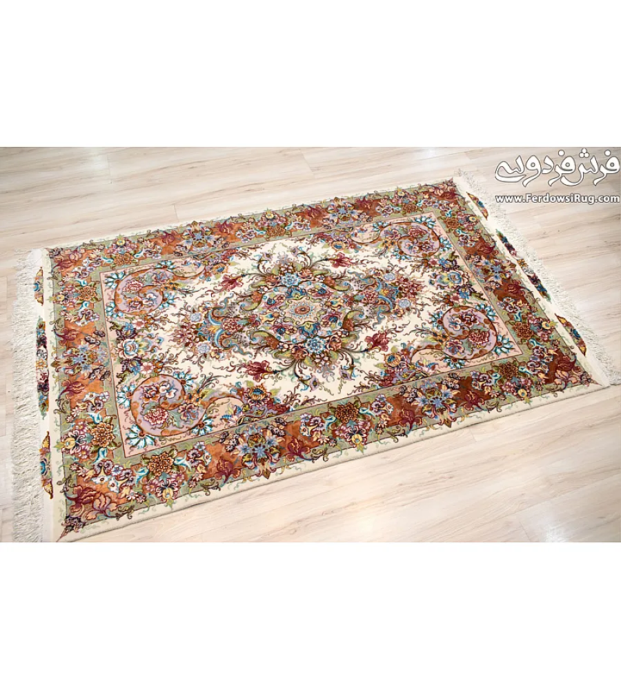 Hand-woven Tabriz carpet, Zar and Nim design, Khatibi pattern with cream silk border, traditional craftsmanship.