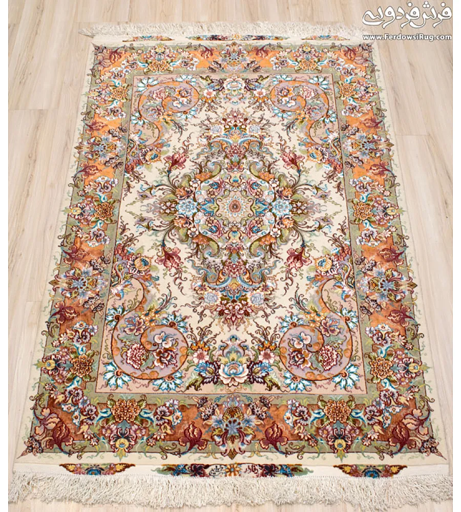 Hand-woven Tabriz carpet, Zar and Nim design, Khatibi pattern with cream silk border, traditional craftsmanship.